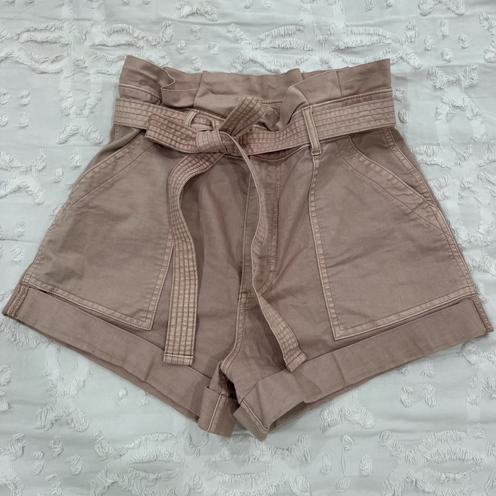 Abercrombie & Fitch Light Pink/Mauve High Rise Shorts- Size Small💕